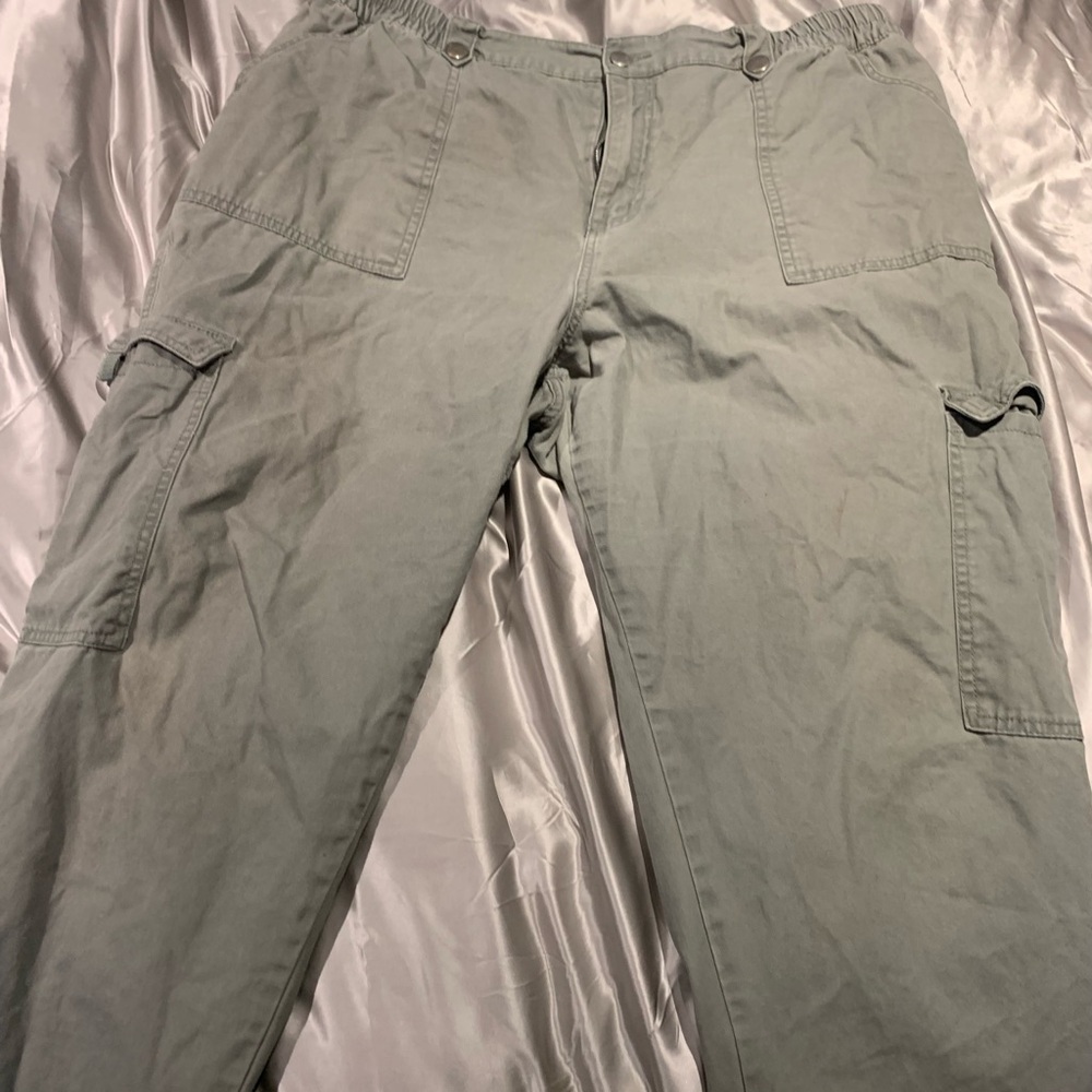 Forever 21 cargo pants